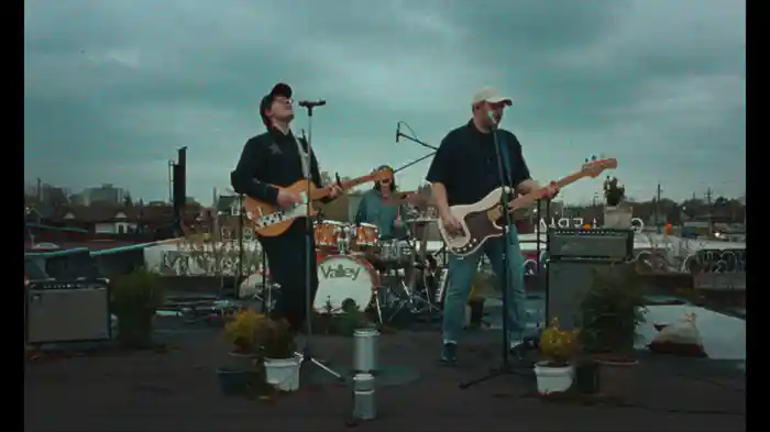 Bop Ba (Live Performance)