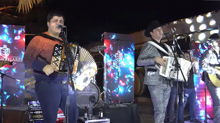 Niño De Oro (En Vivo)