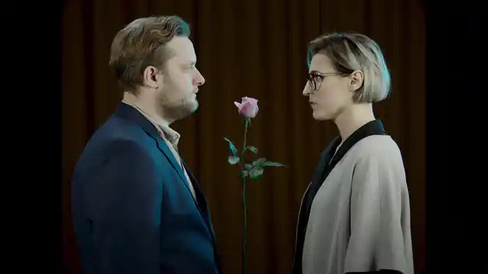 Romcom (Lyric Video)