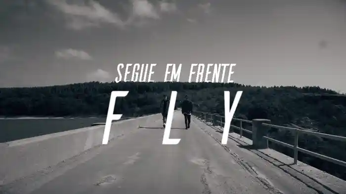 Segue Em Frente (Lyric Video)