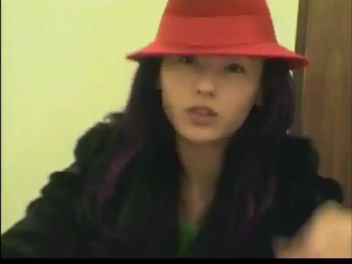 Xin Wen Nu Huang (Music Video)