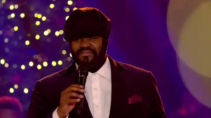 The Christmas Song (BBC Christmas Performance / Live)