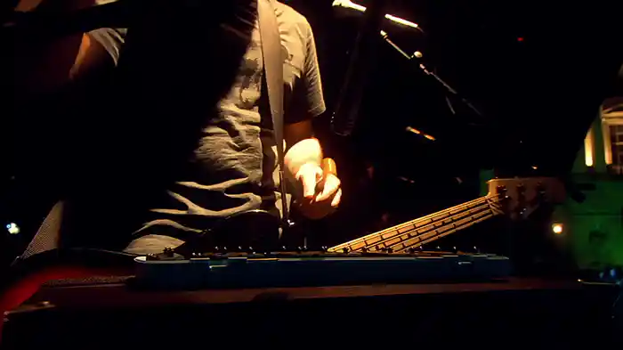 How To Be Dead (Live at Somerset House, 2004)