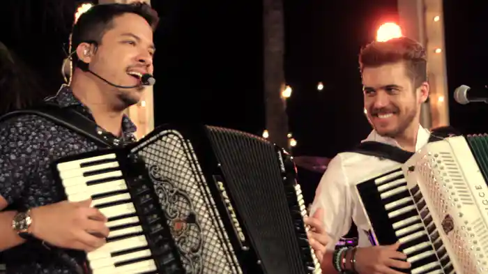 Quem É Você (Ao Vivo)