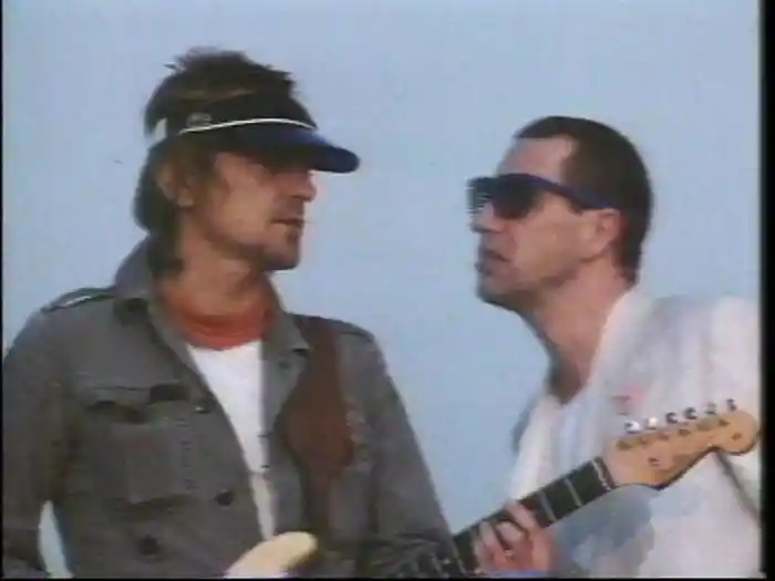 Anna - Lassmichreinlassmichraus