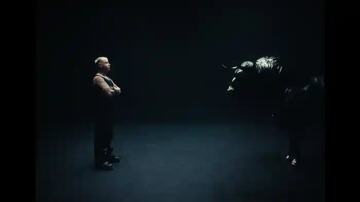 ZERI IN PIÙ (LOCURA)