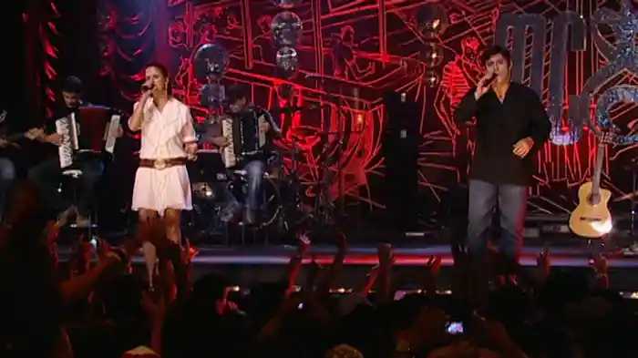 Deixa Eu Te Amar (Ao Vivo)