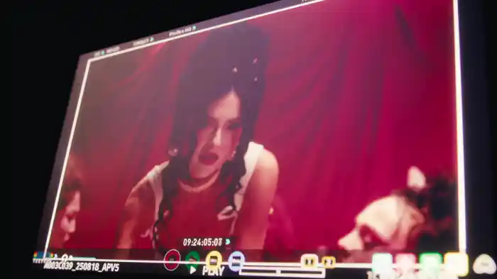 Cherries (Behind The Scenes)