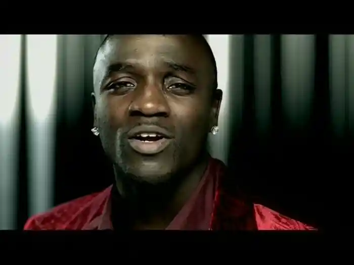 アイ・ウォナ・ラヴ・ユーFEAT.スヌープ・ドッグ