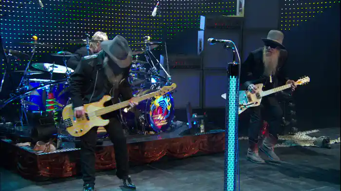 Got Me Under Pressure (Live)