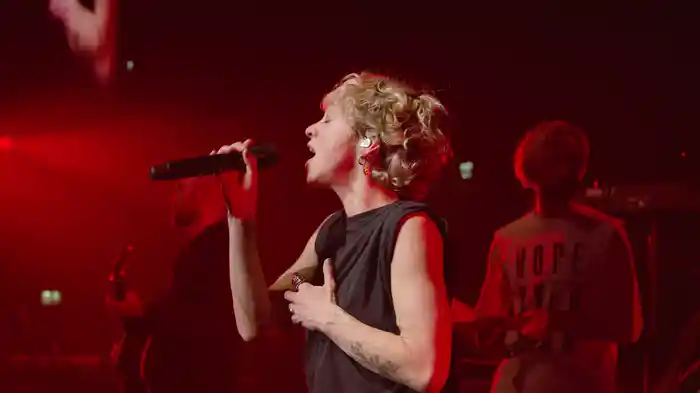 Sweet Goodbyes (Live At Ziggodome)