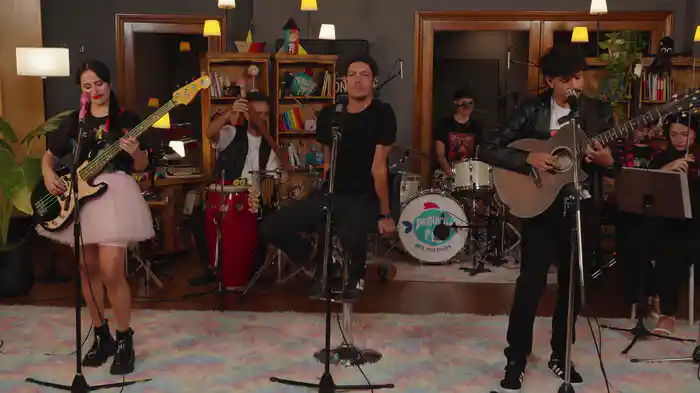 Peque Session: Historias Leyendas y Cuentos (Live Session)