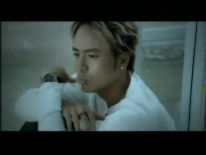 Liu Chi Feng Yun (Karaoke)