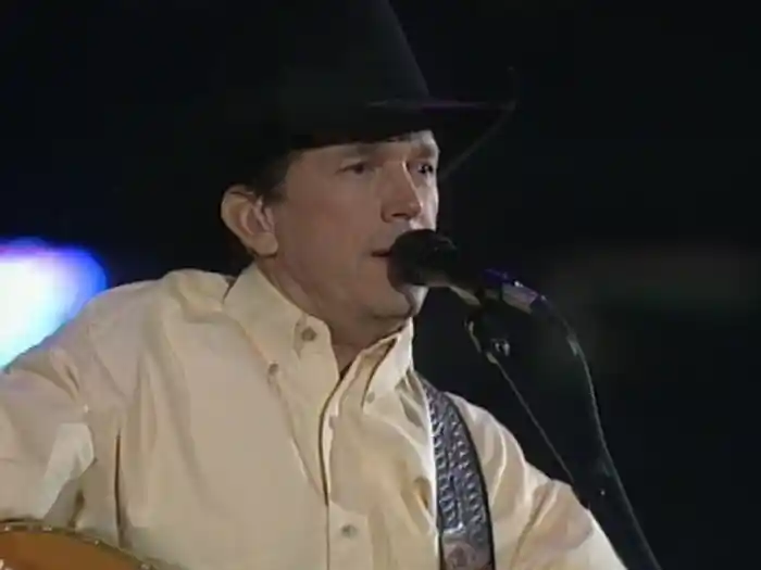 She'll Leave You With A Smile (Live From The Astrodome)