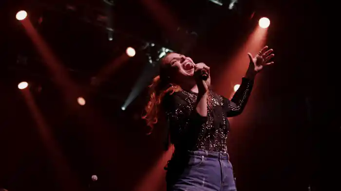 Just Friends (Performance Video)