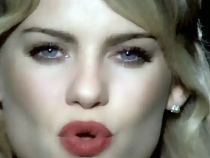 レイン・オン・ユア・パレード