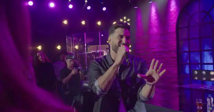 Tiro Ou Chifre? (Ao Vivo Em Goiânia / 2024)