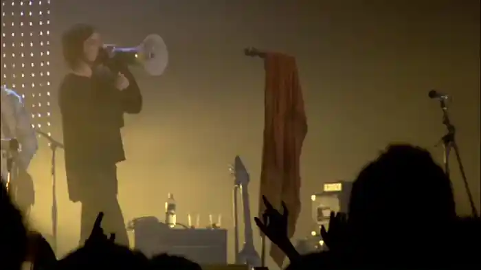 Human Space Volt (Live 281107)