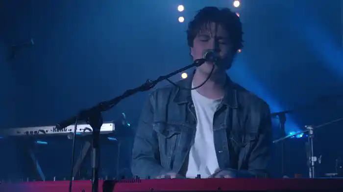 lose touch (live in paris, 2020)