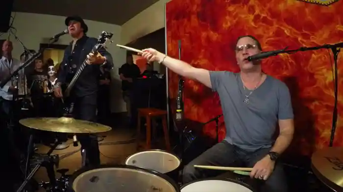 Christine Sixteen (Live & Acoustic)