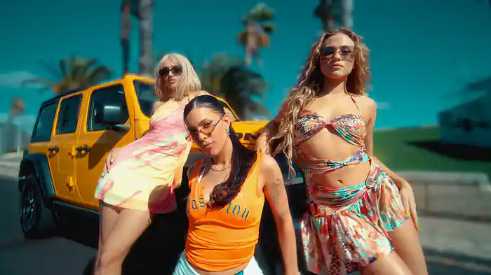 LUBIĘ CIĘ JAK LATO