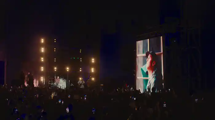 É Louca A Volta Que O Mundo Dá (Ao Vivo Em São Paulo / 2025)