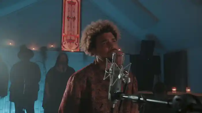 Let The Water Flow (Live)