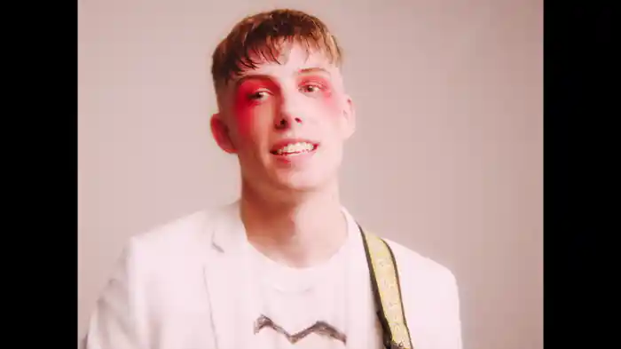 I DONT WANT 2 B UR FRIEND