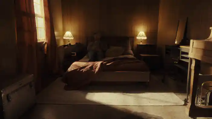 Fool In A King Size Bed (Video)