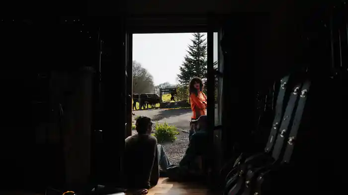 Lie For Me (Visualizer)