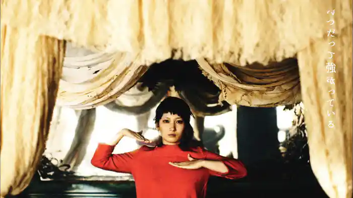 怪獣の腕のなか