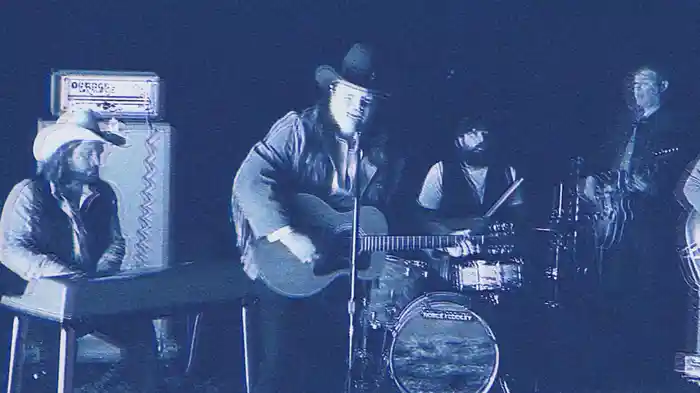 Dirt (Nashville Version / Visualizer)