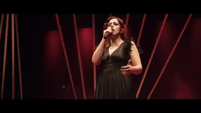 Quadras Soltas (Fado Pechincha) (Ao Vivo No Capitólio, Lisboa / 2019)