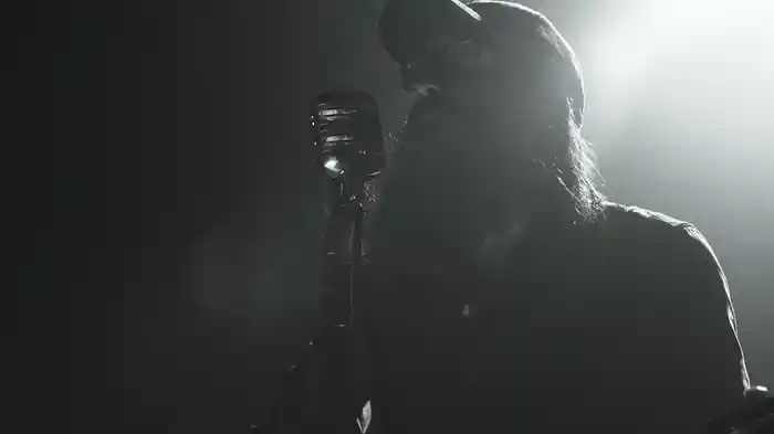 Hold On, We’re Going Home (Live)