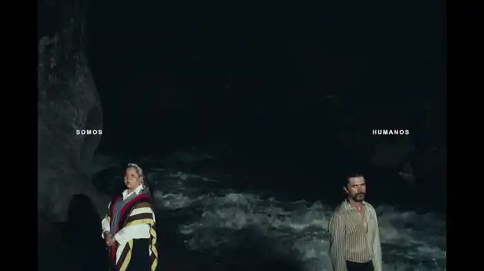 Humano (Lyric Video)