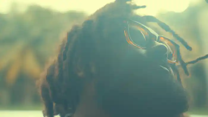 Light Work (Visualiser)