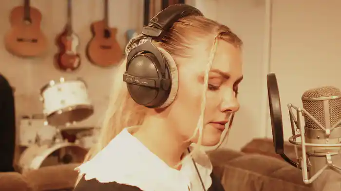 No Jolene (Live From The Studio)