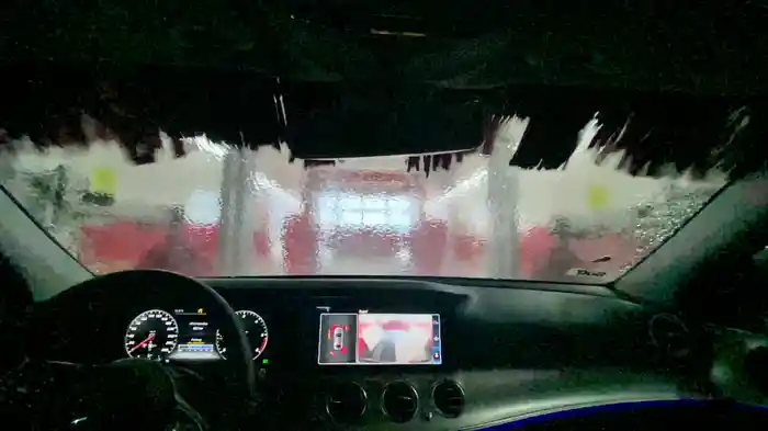 Hundetimen (Vaskehal Remix / Lyric Video)