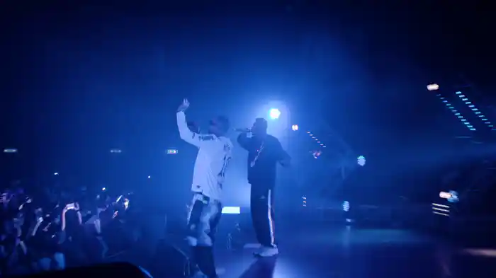 Tony (Live @ Santeria Tour 2017)