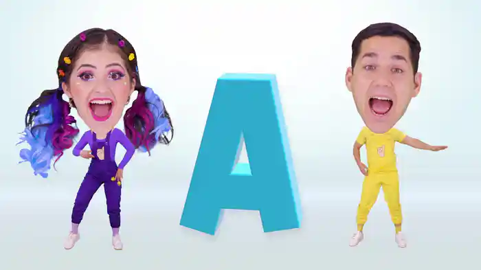 Aprende las vocales y el abecedario con Los Meñiques de la Casa