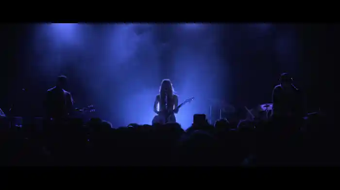 Guide light (Live In Tokyo)