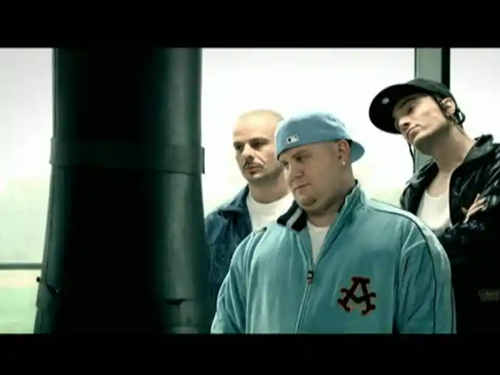 Sgrilla!! (Videoclip)