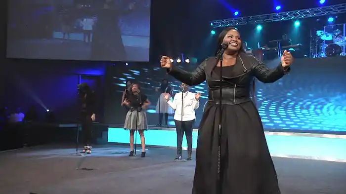 Fill Me Up / Overflow (Medley/Live)