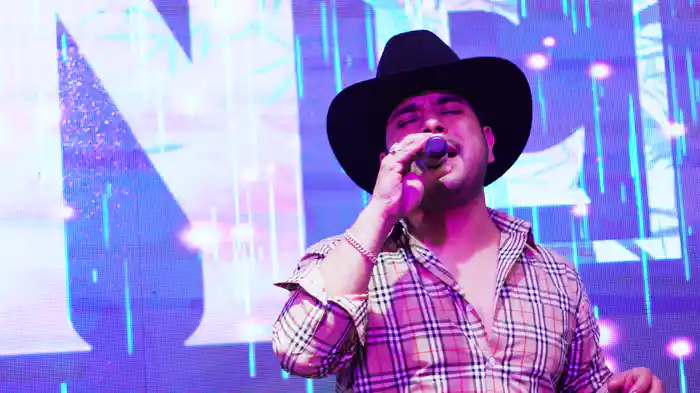 Sentimental (En Vivo)