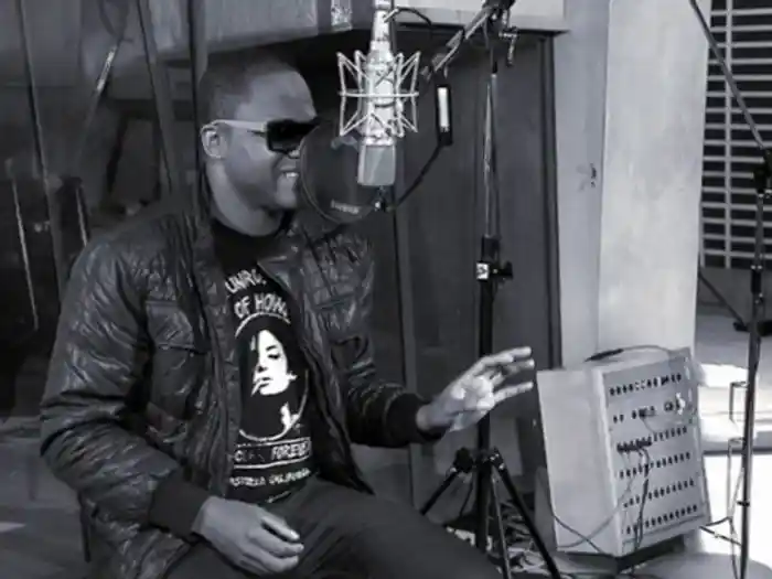 Falling In Love (Acoustic)