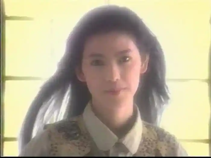 Wo Bu Shi Qing Yi Fang Xia Gan Qing De Ren (Karaoke)