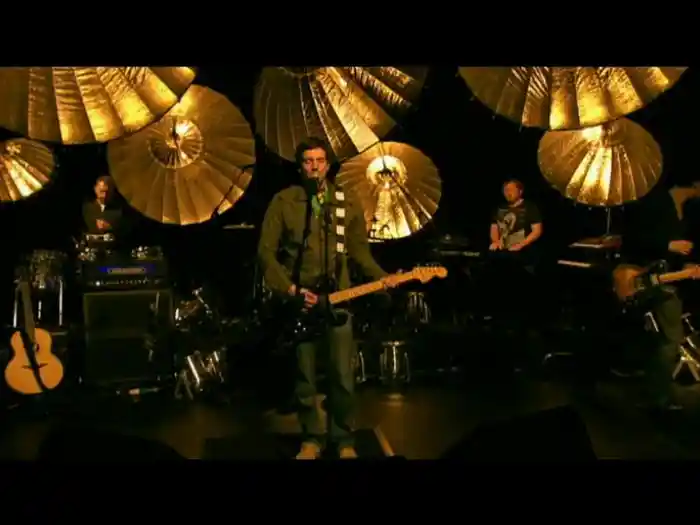 Run (Live on 4Music, 2008)