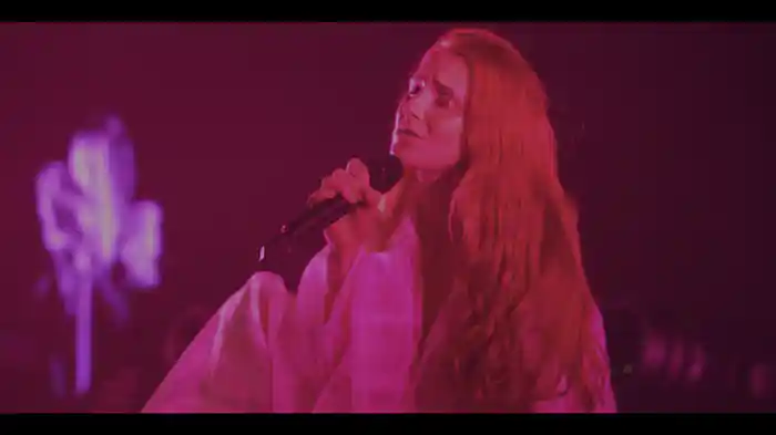 Mended (Lady Powers Live At The Forum)