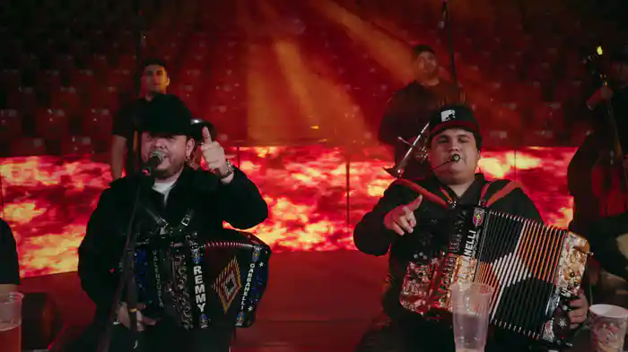 Una Flor Quise Cortar (En Vivo)