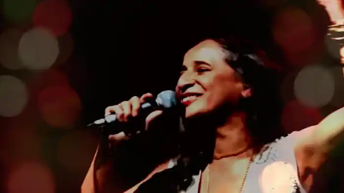 Maria Bethânia, A Menina Dos Olhos De Oyá (G.R.E.S.E.P. De Mangueira)